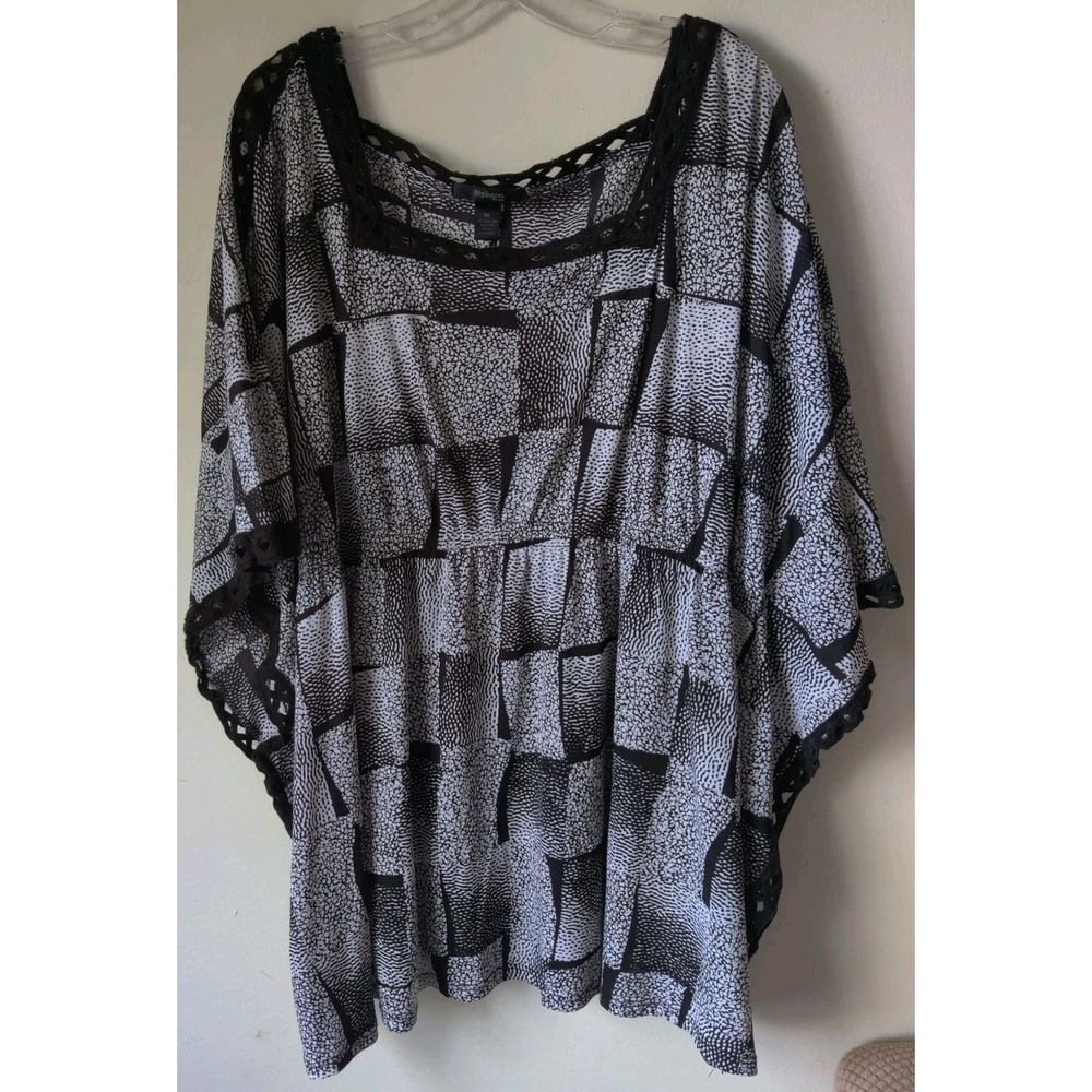 Style & Co. Women's Batwing Tunic Top Black/White Crochet Neck/Sleeve Trim Sz 1X